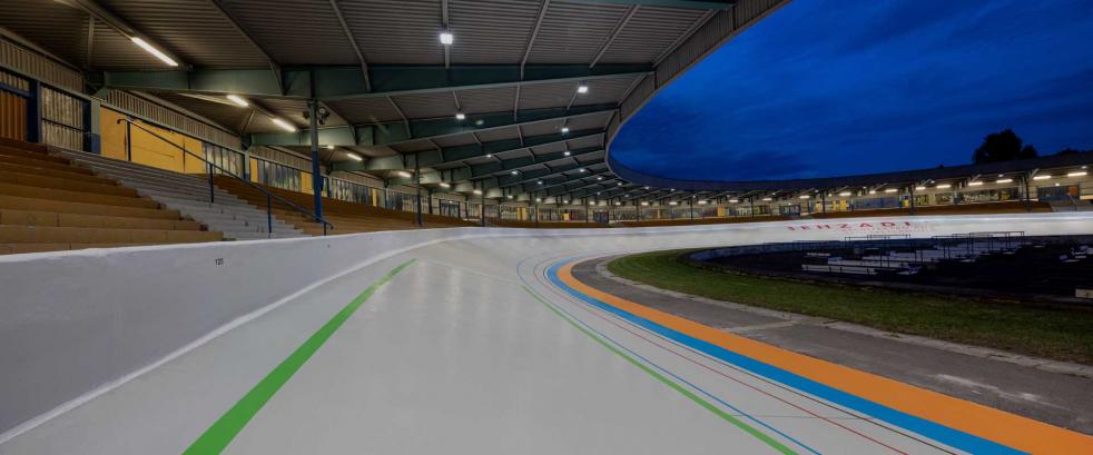 Con una longitud de 400 metros, el velódromo semiabierto de Leipzig es el más largo de su categoría en Alemania